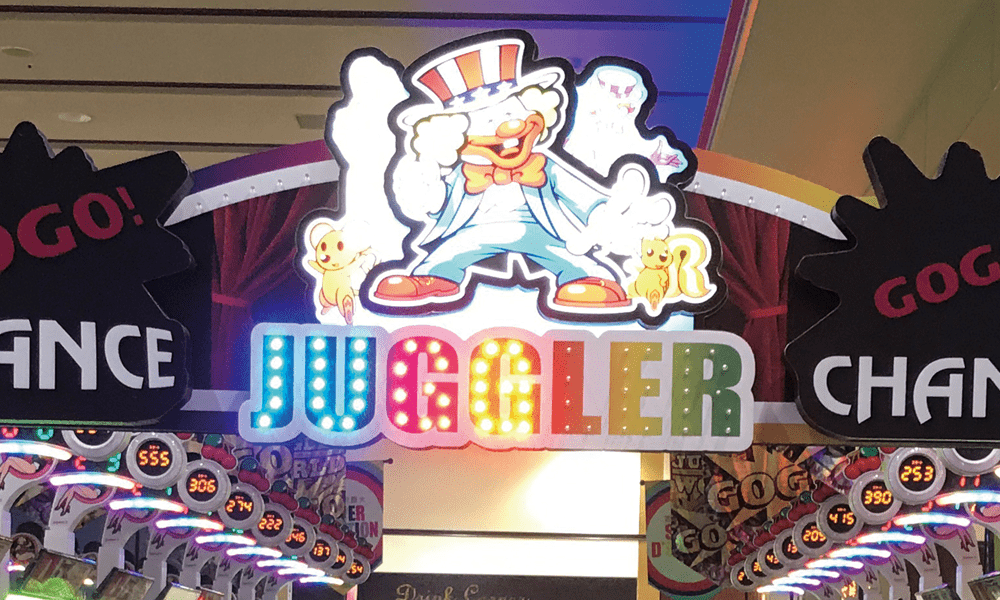 パチスロ台の上部を彩る電飾ネオン